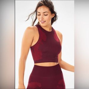 Fabletics Rosette Seamless Crop Top Port Wine/Arroyo Red Size Large
